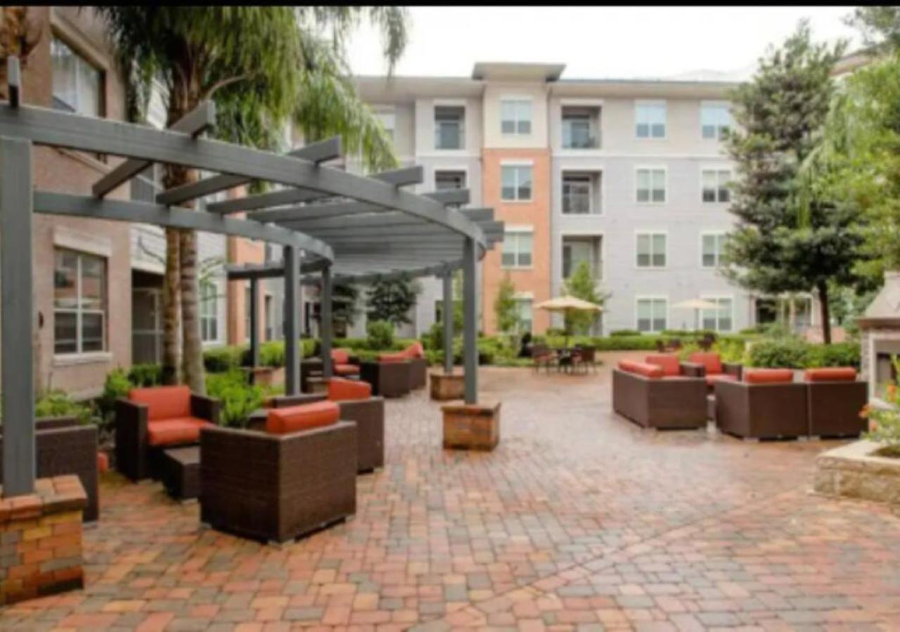 יוסטון Inviting 2Br - Gym, Pool, Biz Center & Free Parking! Walk 2 Nrg Stadium! Near Med Ctr, Galleria, & Rice Village מראה חיצוני תמונה